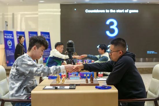 伊人婷婷色香五月综合缴激情