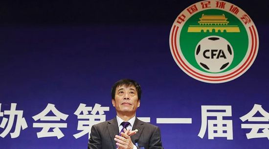 啄木鸟剧情丝袜