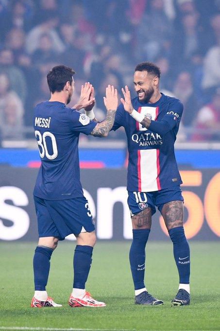 男男军人警察裸体gay视频