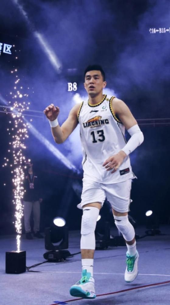小马拉大车番号